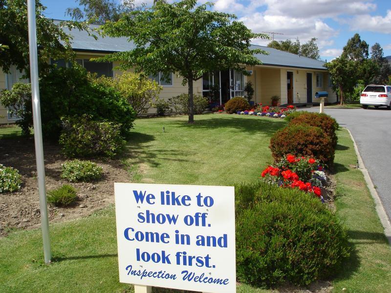 Lake Dunstan Motel 크롬웰 외부 사진